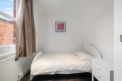 Elegant 4-BR House with garden near Portobello 23 Air Manage