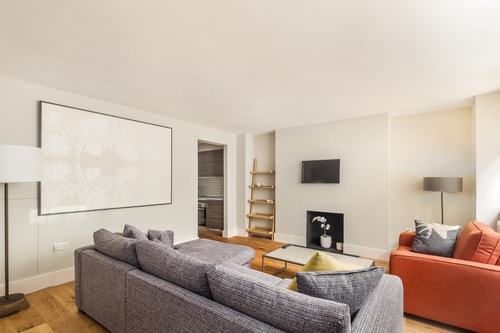 Beautifully presented 2 bedroom with garden 0 Air Manage