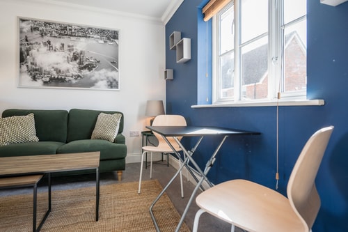 Superb 2 BR/2Bath with parking 5 Sizewell Lettings