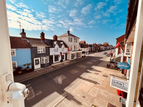 Shades of Grey, Aldeburgh 12 Sizewell Lettings