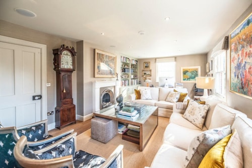 Impeccably presented 4BR/3Bath 0 Air Manage
