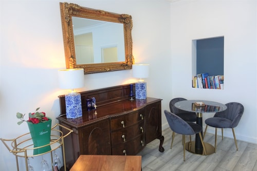 Exquisite 1BR Flat in Kenway Rd 3 Air Manage