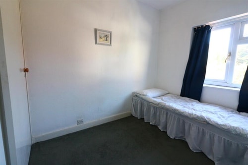 Classic 2-Bed Coastal Hideaway 7 Sizewell Lettings