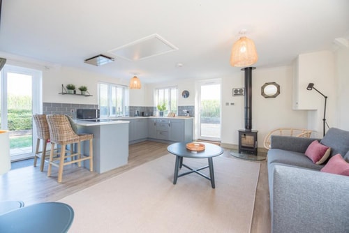Fabulous 1 bed Lodge 2 Sizewell Lettings