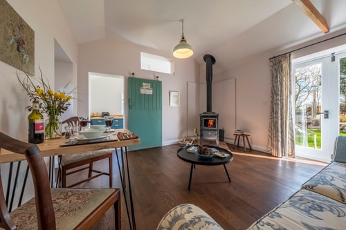 The Cowshed 8 Sizewell Lettings