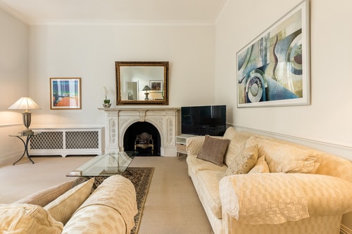 Wonderful 2 bedroom Apt at Lexham Gardens 1 Air Manage