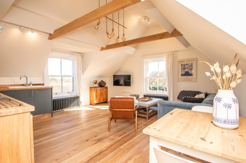 Bright 2BR  in the Heart of Aldeburgh 4 Sizewell Lettings