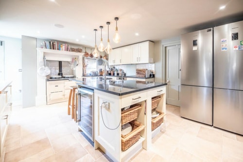 Impeccably presented 4BR/3Bath 14 Air Manage