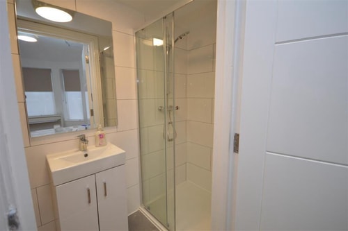 Stylish 5BR Leiston Retreat Near Sizewell & Coast 16 Sizewell Lettings