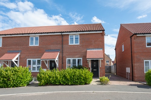 Charming 2BR Retreat near Woodbridge Sizewell Lettings