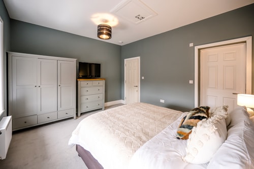 Fabulous 5 BR / 4 bath house 63 Sizewell Lettings