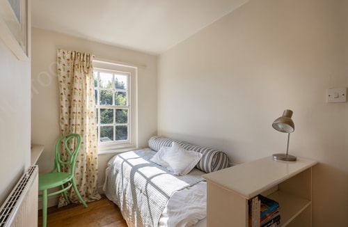 Fabulous Southwold – 2 bed + parking 5 Sizewell Lettings