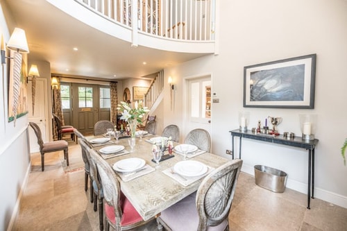 Stylish 4BR Near the Coast 14 Sizewell Lettings