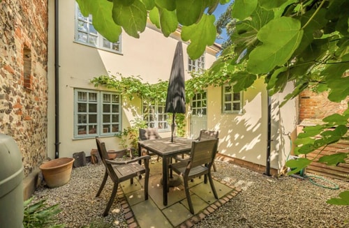 Elegant 3-Bed Cottage in Saxmundham 10 Sizewell Lettings