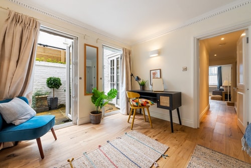Fabulous Chelsea 2 bed 10 Air Manage