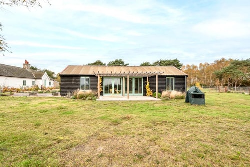 Glorious 5 bed in Snape 12 Sizewell Lettings