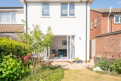 2 bed Leiston with parking for 2 cars 21 Sizewell Lettings