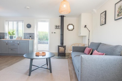 Fabulous 1 bed Lodge 3 Sizewell Lettings