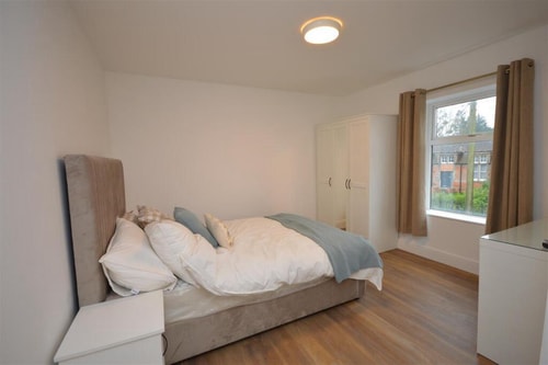 Stylish 5BR Leiston Retreat Near Sizewell & Coast 12 Sizewell Lettings