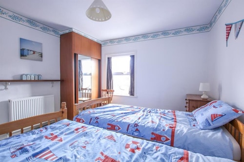 Classic 2-Bed Coastal Hideaway 5 Sizewell Lettings