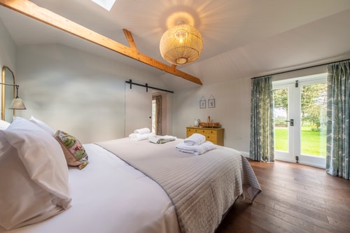 The Cowshed 15 Sizewell Lettings