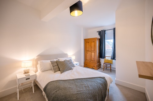 Fabulous 5 BR / 4 bath house 49 Sizewell Lettings