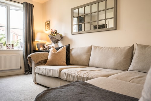 Charming 2BR Retreat near Woodbridge 2 Air Manage
