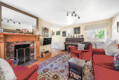 Elegant 3-Bed Cottage in Saxmundham 1 Sizewell Lettings