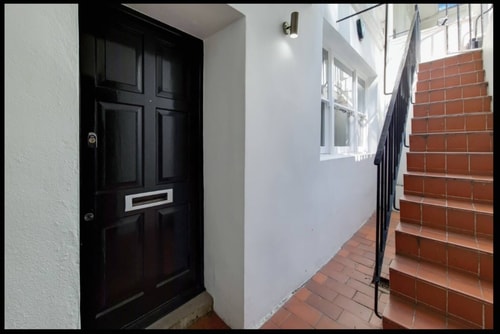 Beautifully presented 2 bedroom with garden 18 Air Manage