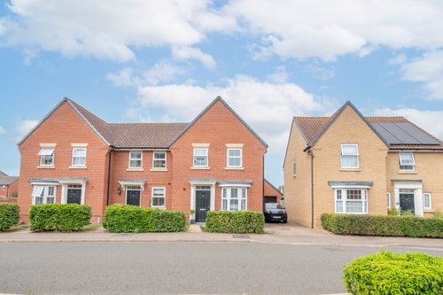 Modern 3-BR in Saxmundham 0 Sizewell Lettings
