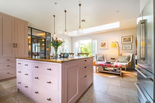 Stylish 4BR Near the Coast 9 Sizewell Lettings