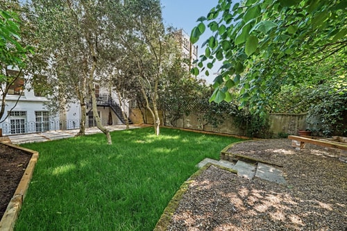 Wonderful 2 bed / 2 bath Kensington with garden 19 Air Manage