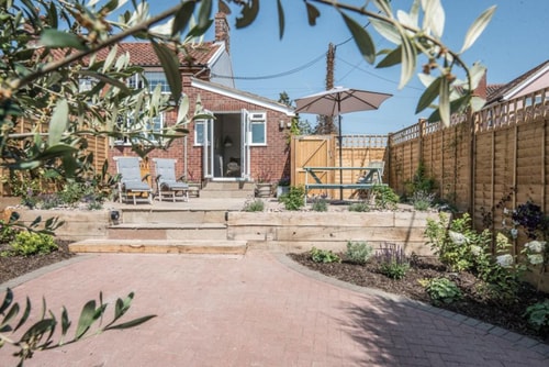 Wonderful 3-bed cottage with sun-filled terrace 26 Sizewell Lettings