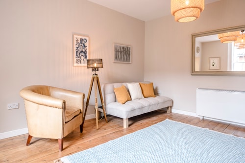 Fabulous Saxmundham 2 bed 25 Sizewell Lettings