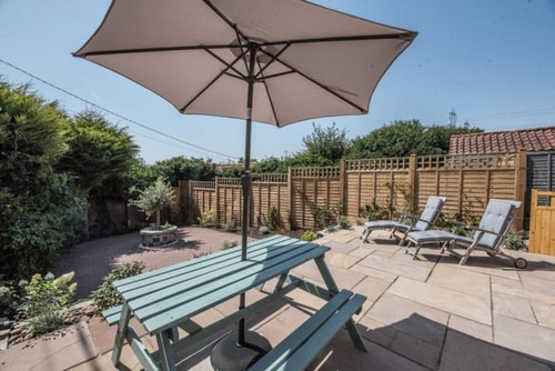 Wonderful 3-bed cottage with sun-filled terrace 3 Sizewell Lettings