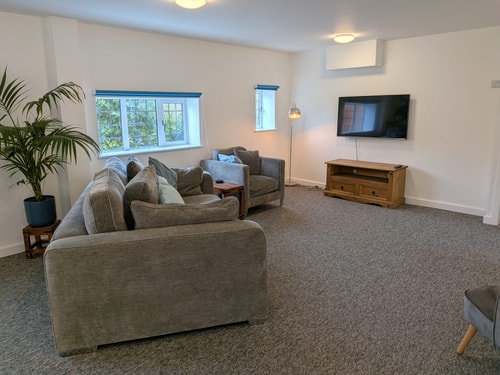 Superb 6 bedroom Stratford St Andrew 1 Sizewell Lettings