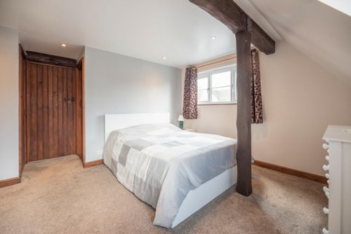 Superb 4-bed plus 1-bed annexe 9 Sizewell Lettings
