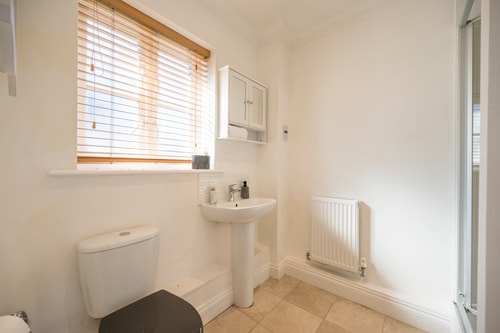 Superb 2 BR/2Bath with parking 27 Sizewell Lettings