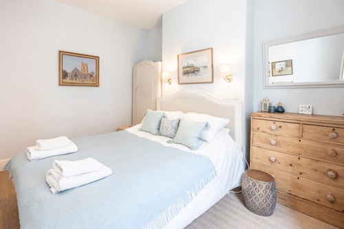 A Luxurious Coastal Retreat 14 Sizewell Lettings