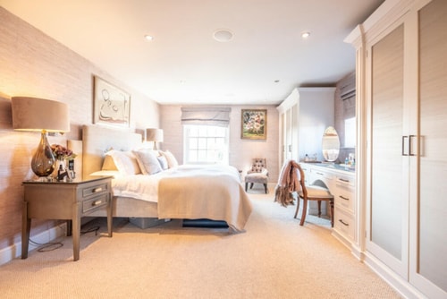 Impeccably presented 4BR/3Bath 11 Air Manage