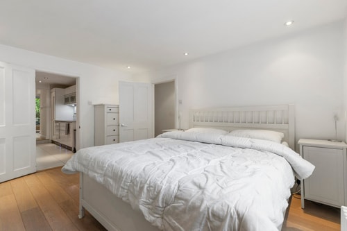 Impeccable Chelsea 1 bedroom Apartment 7 Air Manage