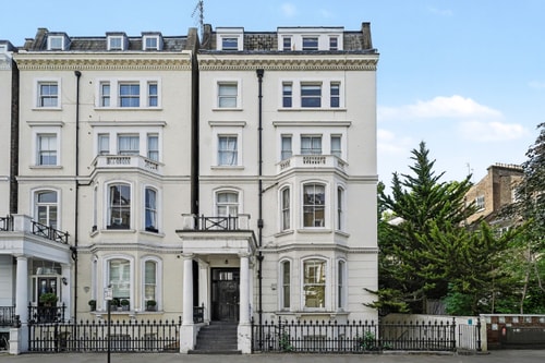 Wonderful 2 bed / 2 bath Kensington with garden 22 Air Manage