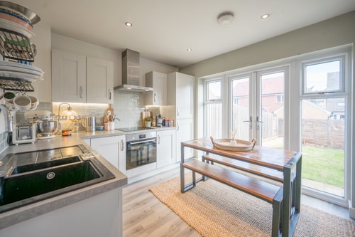 Charming 2BR Retreat near Woodbridge 5 Air Manage