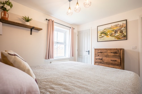 Modern 3-BR in Saxmundham 9 Sizewell Lettings