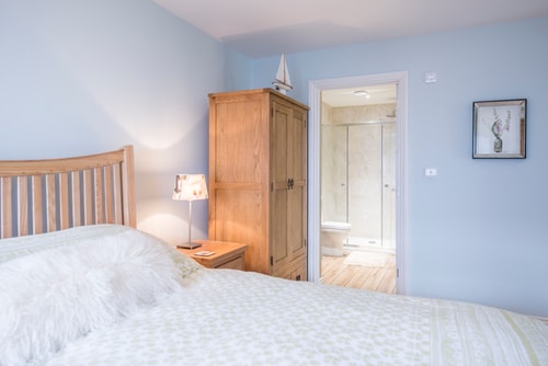 Immaculately presented 2-BR Apartment 10 Sizewell Lettings