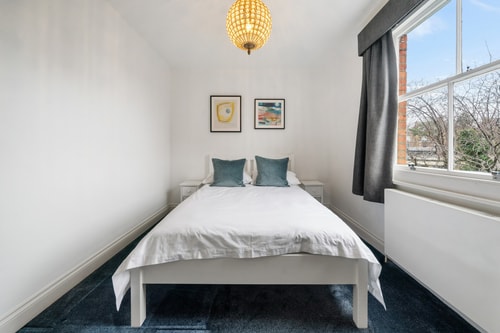 Elegant 4-BR House with garden near Portobello 20 Air Manage