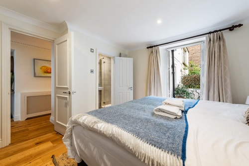 Fabulous Chelsea 2 bed 5 Air Manage