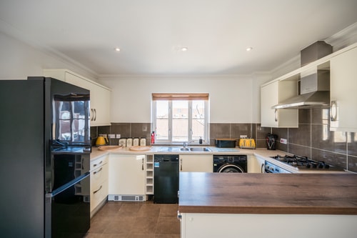 Superb 2 BR/2Bath with parking 7 Sizewell Lettings