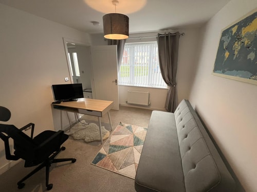 A Superb 5BR House near SZC 5 Sizewell Lettings