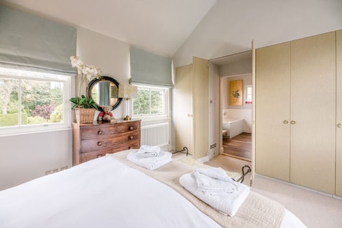 Stylish 4BR Near the Coast 18 Sizewell Lettings